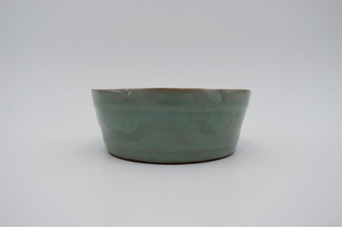 A GUAN-TYPE LONGQUAN CELADON BRUSH WASHER, MING DYNASTY (1 of 6)