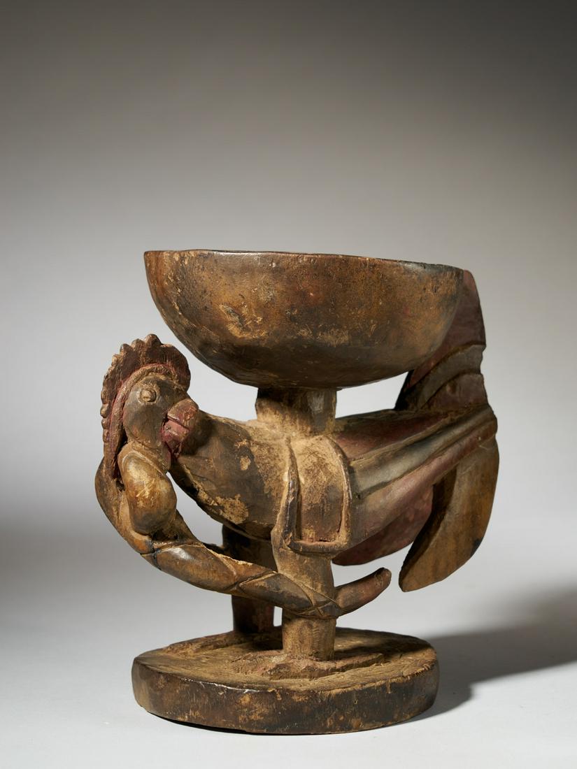 Ifa bowl, Yoruba - Tribal Art: An Ifa bowl by the Yoruba of Nigeria. Dated to the 1920-1930's Dimensions approx approx 17 x 17 x 11 cm This item comes with a signed and stamped certificate confirming its authenticity. All our lots 