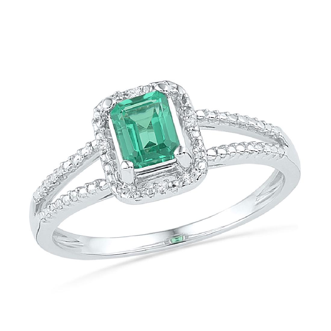 Sterling Silver Lab-Created Emerald Solitaire Diamond S: Sterling Silver Lab-Created Emerald Solitaire Diamond Split-shank Ring **|**|** Natural Lab-Created:Lab-Created; Clarity:Flawless; Center Stone Weight:1.50; Diamond Color:Green; Main Stone:Emerald; Ma