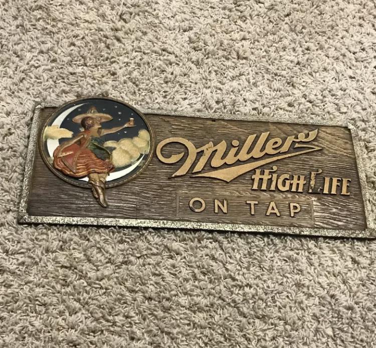 NABA LOT- Miller High Life On Tap Lady on Moon: Reference: n/a Brewery: Miller Brewing. Milwaukee, Wisconsin Manufacturer/Plant: