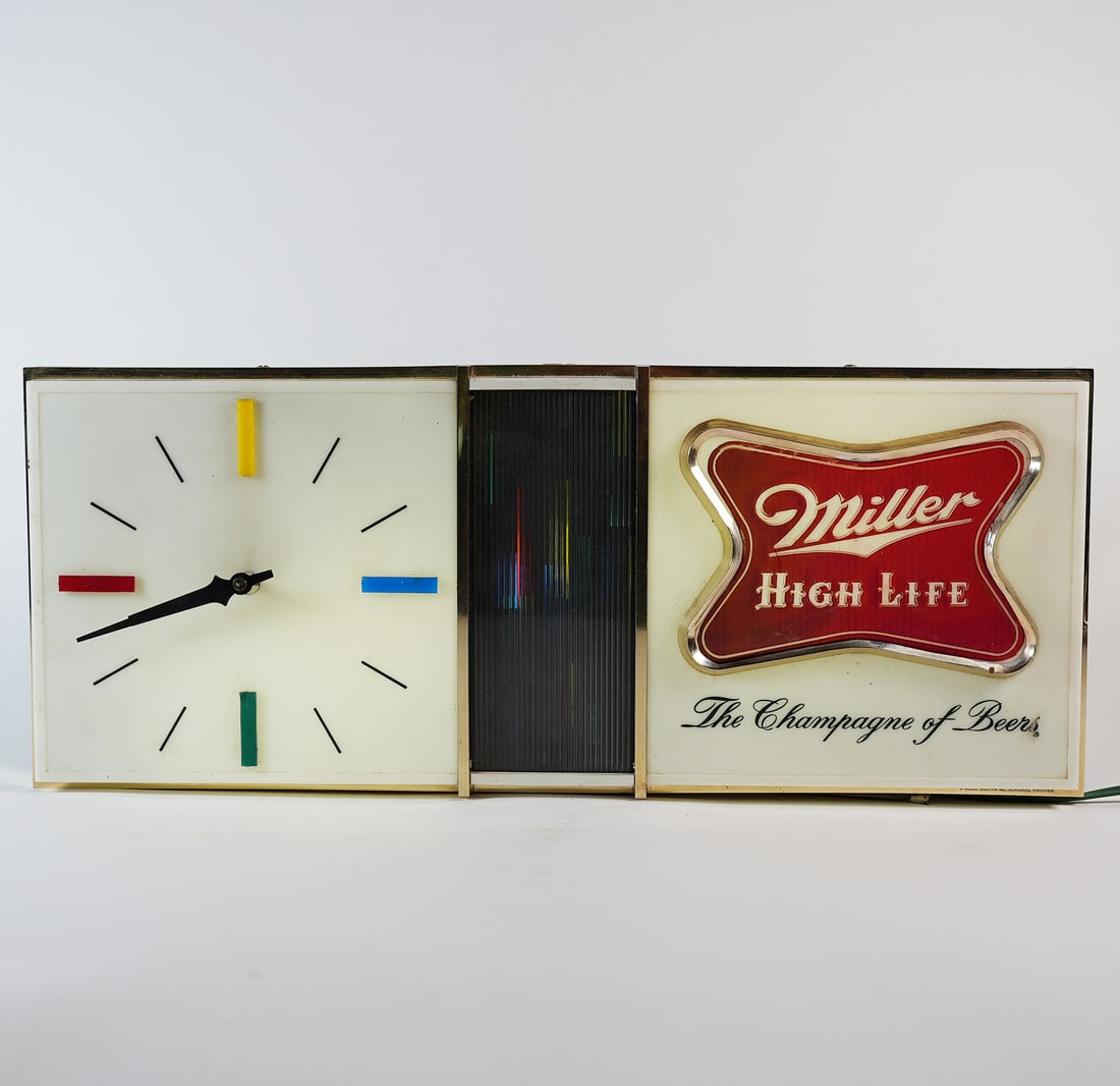 Miller High Life Illuminated Clock (1 of 7)