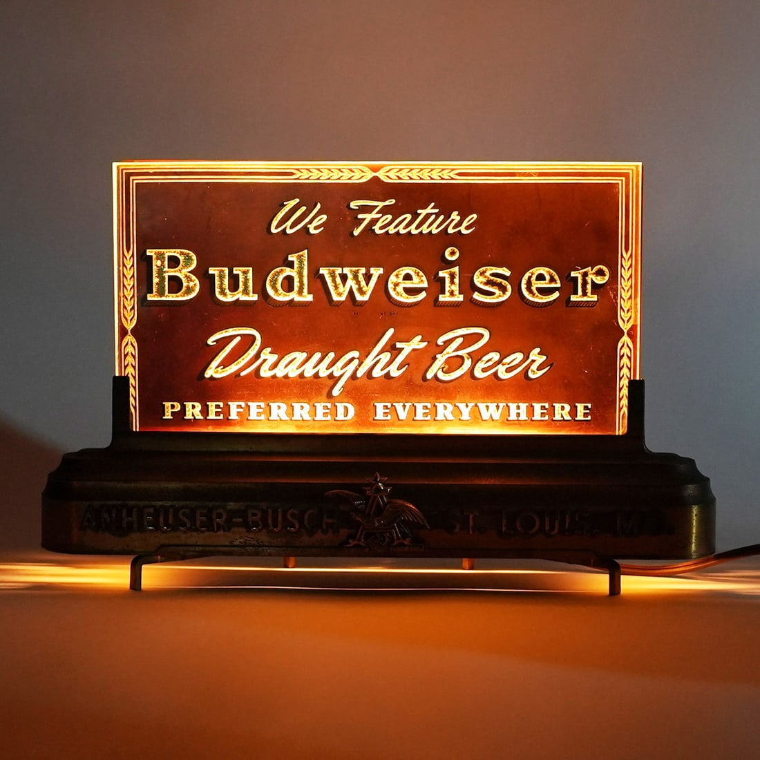 Budweiser Draught Beer Preferred Everywhere ROG Illuminated Sign (1 of 6)