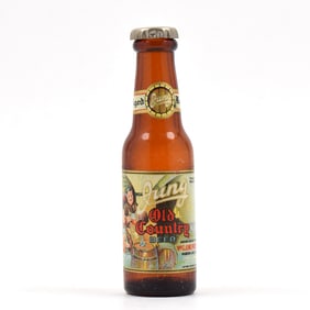 Jung Old Country Beer 1930s Mini Bottle Salt-Pepper Shaker SHARP WOODEN KEGS