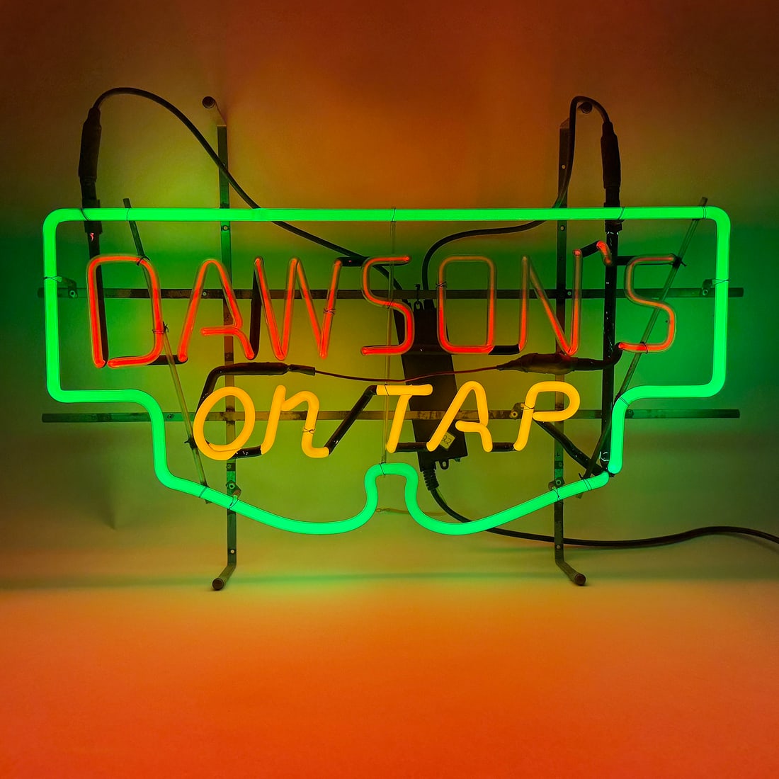 Dawsons ON TAP Neon Sign RARE OUTSTANDING (1 of 6)