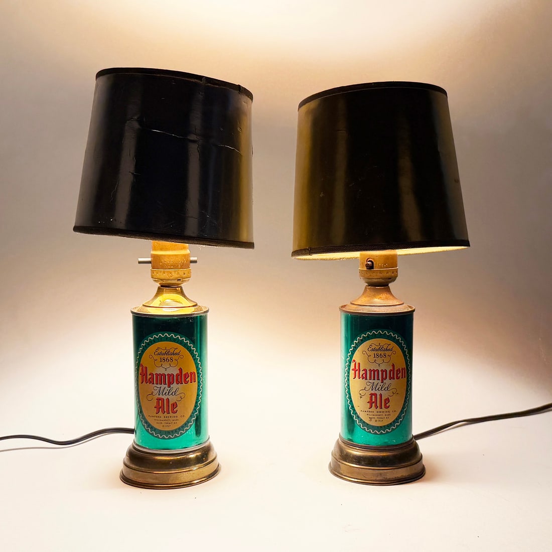 Hampden Mild Ale Flat Top IRTP Factory Lamps PAIR SHARP (1 of 8)