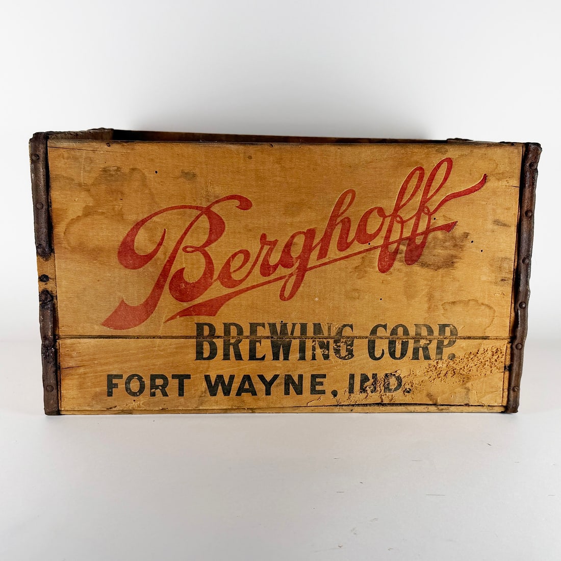 Berghoff Brewing Corp. Wooden Crate Fort Wayne IN (1 of 3)