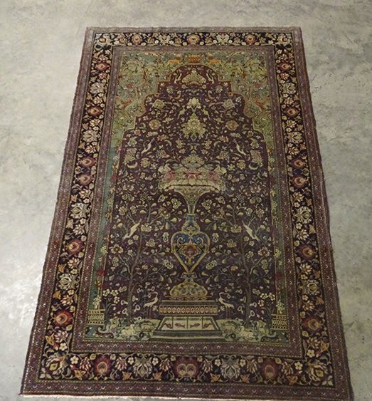 Early Handmade Sarouk Rug with Tree of Life Pattern (1 of 9)