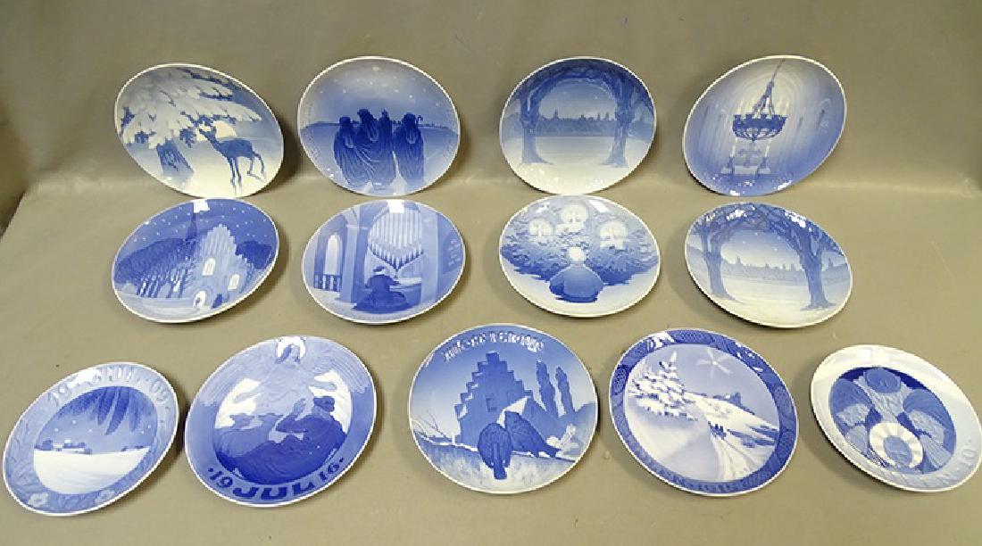 13 Early 19th C. Bing & Grondahl Plates: 13 early 19th C. Bing & Grondahl plates including 1901, 1902, 1904, 1905, 1909, 1910, 1912, 1915, and 1916