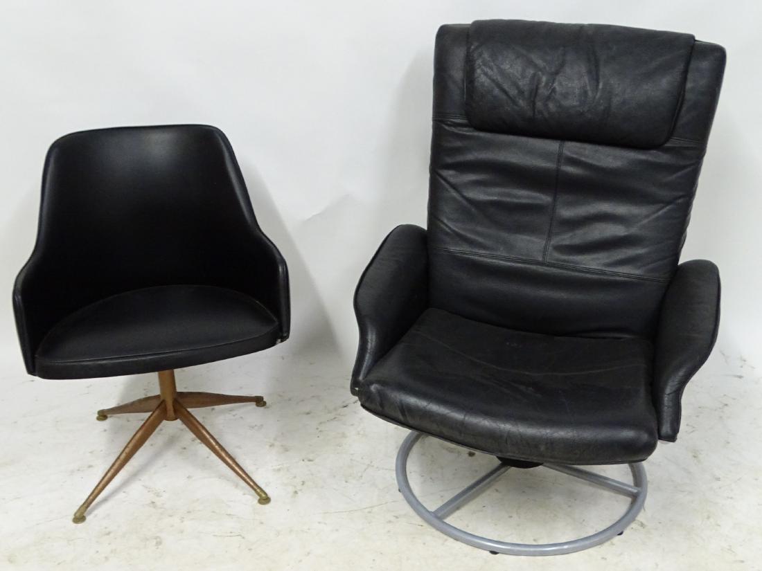 2 Leather Chairs - 1 by Viko Baumritter: 2 leather chairs. 1 swivel by Viko Baumritter and 1 swivel recliner.