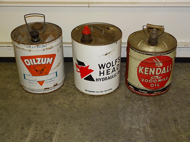 3 Vintage Oil Cans (1 of 2)