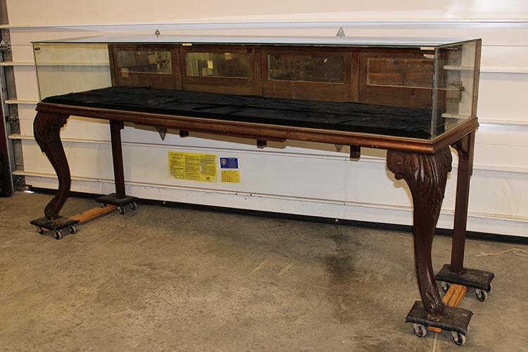 Nice Victorian 7 1/2" Showcase (1 of 4)