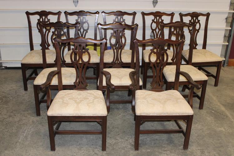 Set of 10 Ethan Allen Chippendale Style Chairs: Set of 10 Ethan Allen Chippendale style chairs. Nice and tight, a couple of stains on seat with 2 arm chairs.