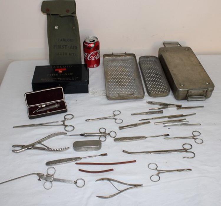 WWII German Surgical Kit and First Aid Kit (1 of 5)