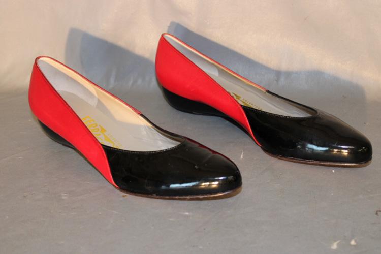 Pair of Original Salvatore Ferragamo Women's Shoes: Pair of original Salvatore Ferragamo women's shoes sold by Saks 5th Ave. Made in Italy, never worn, size 6 1/2.