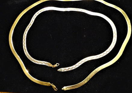 2 Real Nice 14k Gold Herringbone Necklaces: 2 real nice 14k gold herringbone necklaces in excellent condition. 19 DWT. 24" and 18".