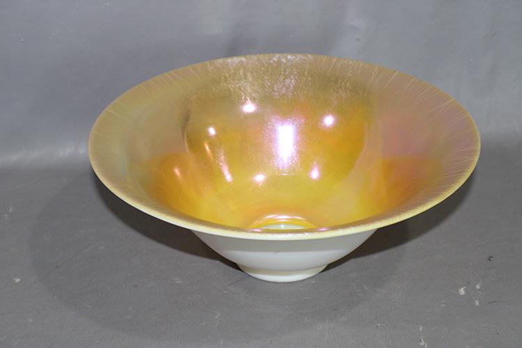 Huge 12" Unsigned Steuben Calcite Bowl (1 of 3)