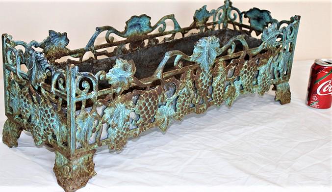 Sweet Antique Grape Design Planter (1 of 4)