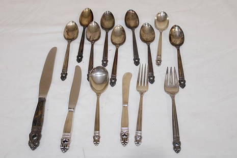 15 Piece Set of International Sterling: 15 piece set of international sterling.