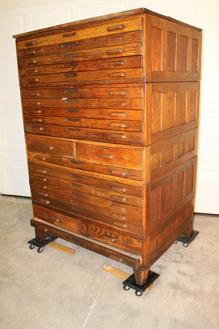 Large Hamilton Oak Stacking Map Case (1 of 4)