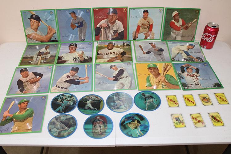 16 Baseball Columbia Records, 7 Holographic Rookie (1 of 8)