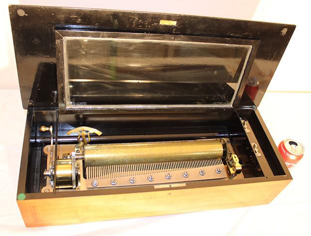 Pristine 24" Inlaid Cylinder Music Box with Marquetry (1 of 5)
