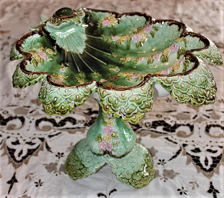 Large Early Majolica Center Piece with Shell Shaped (1 of 6)
