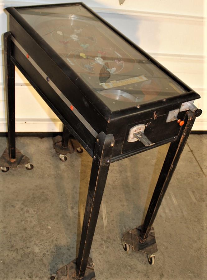 Super 1930'S "Big Broadcast" 1 Cent Pinball Machine By Gottlieb & Co. (1 of 4)