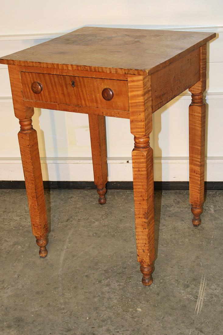 Period Tiger Maple 1 Drawer Stand With Ny Legs (1 of 3)