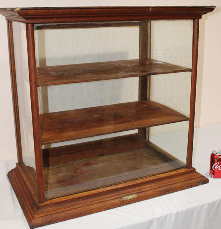 Large Oak Country Store Showcase (1 of 4)