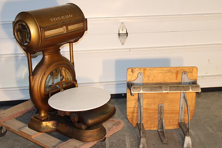 Pristine Toledo Country Store Scale (1 of 6)