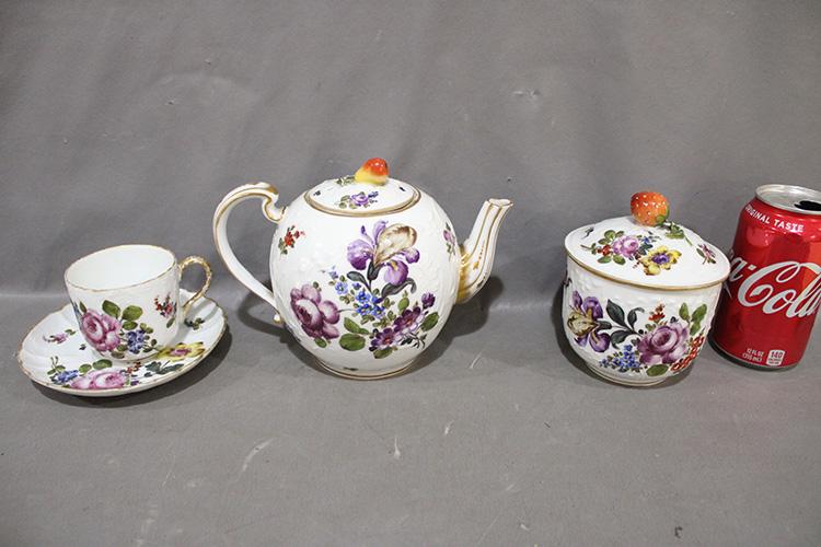 3 Piece Early Tea Set With Cross Swords And Fruit Finials (1 of 6)
