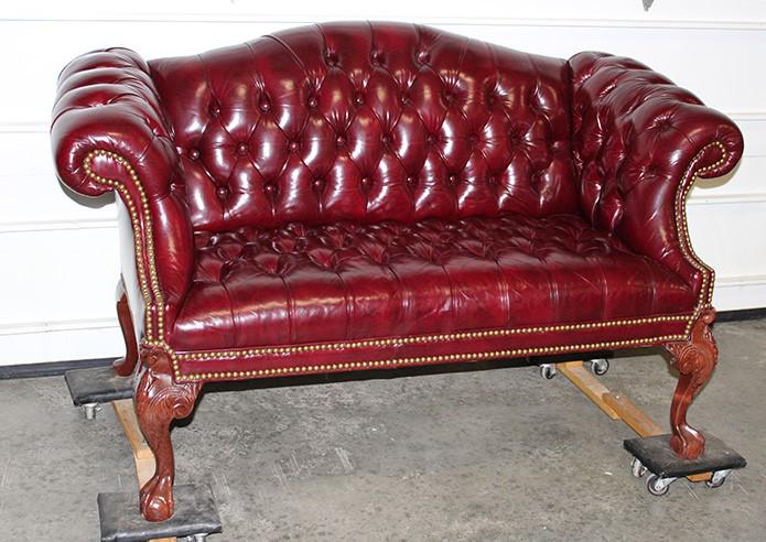 Quality Custom Leather Chesterfield Style Settee (1 of 4)