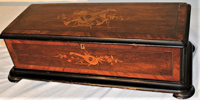 Large 8 Tune Inlaid Cylinder Music Box (1 of 5)