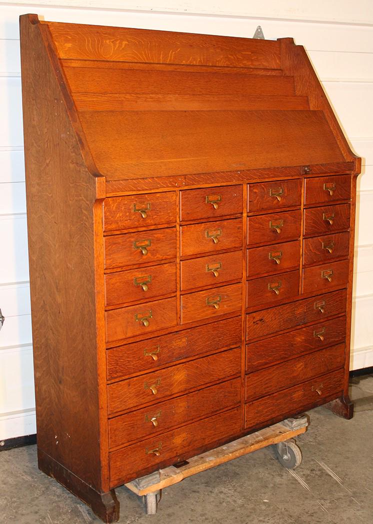 Quarter Sawn Oak Display/File Cabinet (1 of 4)
