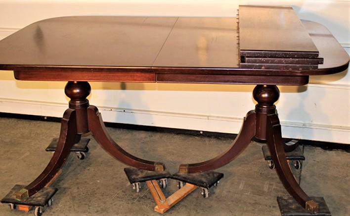Mahogany Dunkin Phype Dining Room Table (1 of 3)