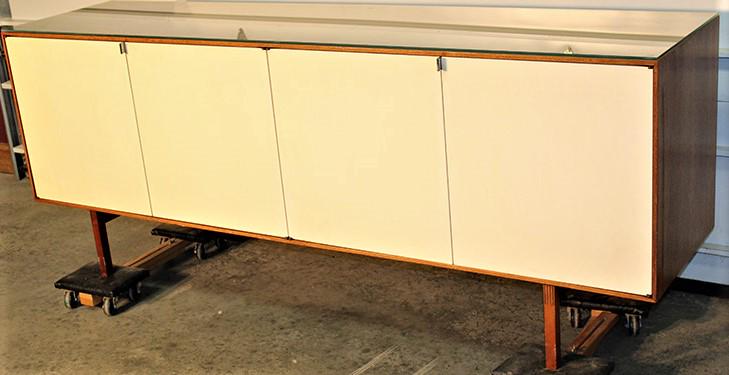 Super Knolls Mid Century 4 Door Credenza (1 of 4)