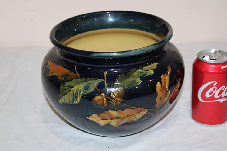 Beautiful Signed Dickens ware Weller Pottery Jardiniere (1 of 4)