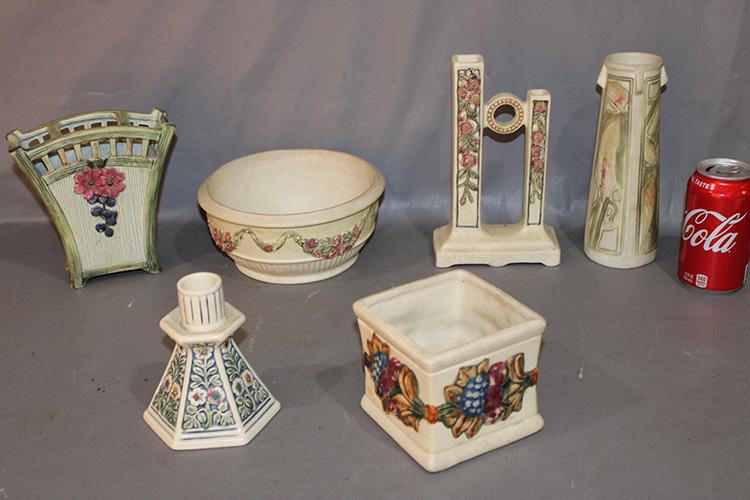 6 Pieces Of Weller Pottery (1 of 4)