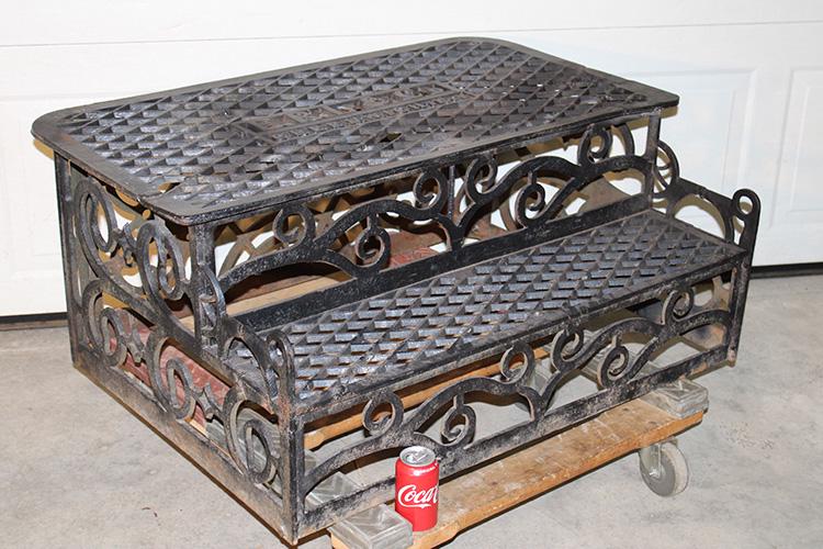 Extremely Rare Cast Iron Stage Coach Step (1 of 8)