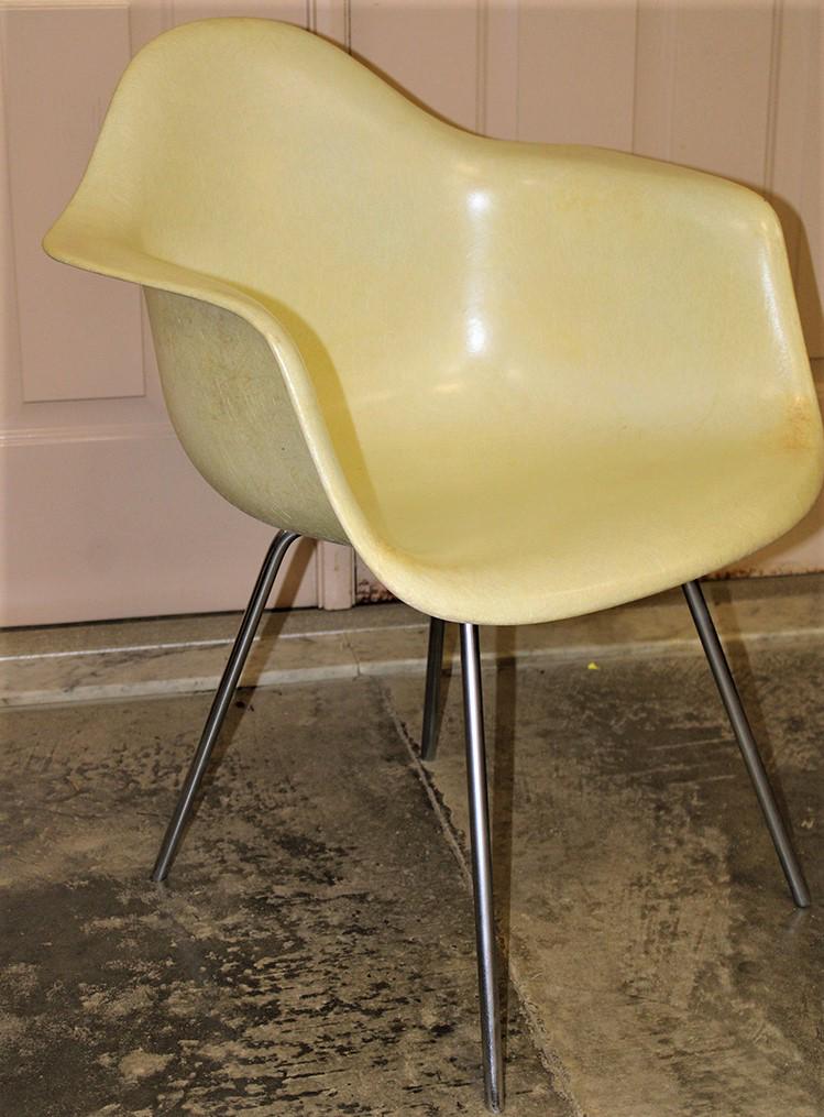 Herman Miller Rope Edge Eames Shell Chair (1 of 5)