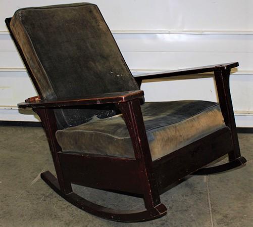 Unsigned L & JG Stickley oak rocking Morris rocker: Unsigned L & JG Stickley oak rocking Morris rocker. All pinned construction, old finish. Cushions need reupholstering, back replaced (see photos). 30" wide, 40" tall, 36" deep.