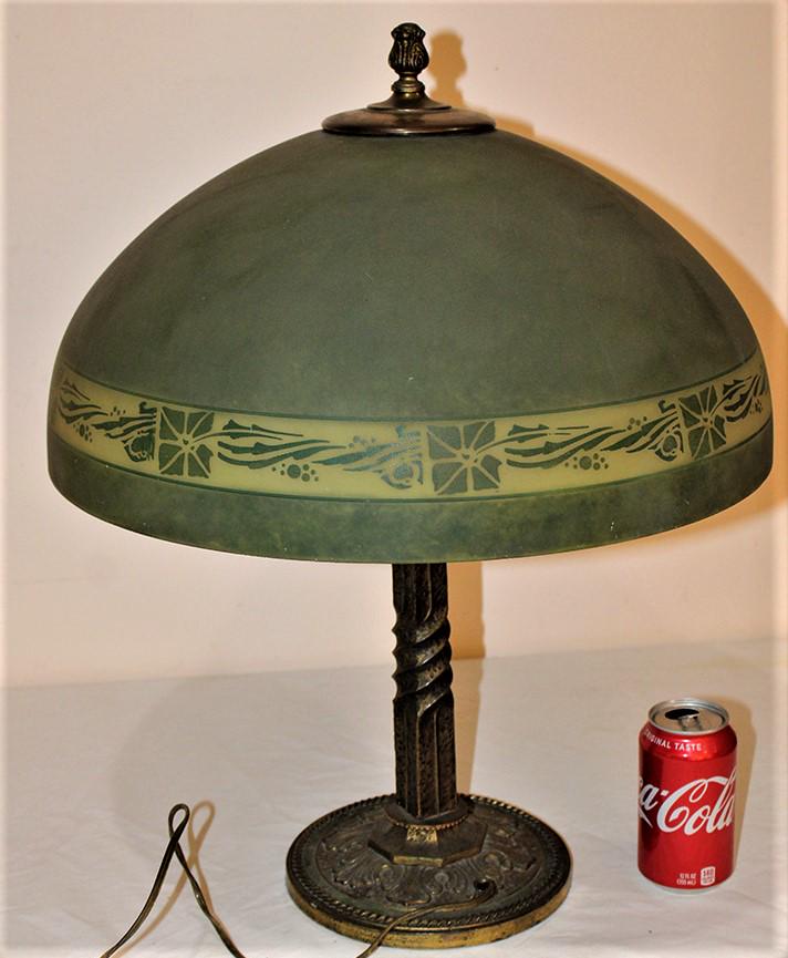 Wonderful Pittsburg quality reversed and obverse painted arts and crafts Mission style lamp (1 of 5)