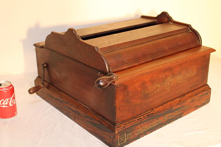 Large walnut Victorian double roller organ by the Mechanical Orquinette Co. (1 of 5)