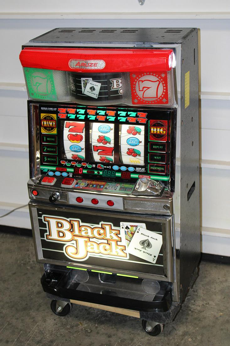 Aruze Jack Pot slot machine (1 of 4)
