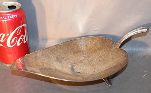 Signed Tiffany & Co. Sterling Leaf Bowl: Signed Tiffany & Co. sterling leaf bowl footed with handle. 11 troy oz, no monograms or dents. Needs polishing. 11" wide.