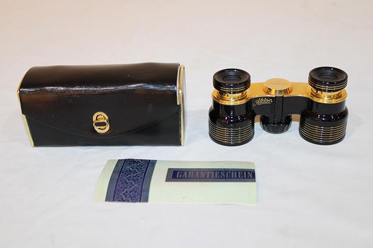 Great Pair Of High End German G. Rodenstock Opera Glasses: Great pair of high end German G. Rodenstock opera glasses with gold accents - like new. With the original box and probably never used.