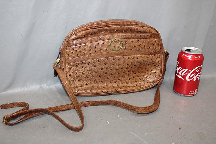 Vintage Leather Gucci Purse #30.013628 (1 of 6)