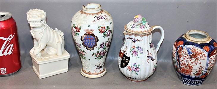 4 Early Pcs Of Oriental: 4 early pcs of oriental estate fresh. All have some minor damage (see photo). Tallest is 6".