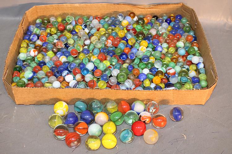 Nice Collection Of Estate Fresh Antique Marbles (1 of 3)