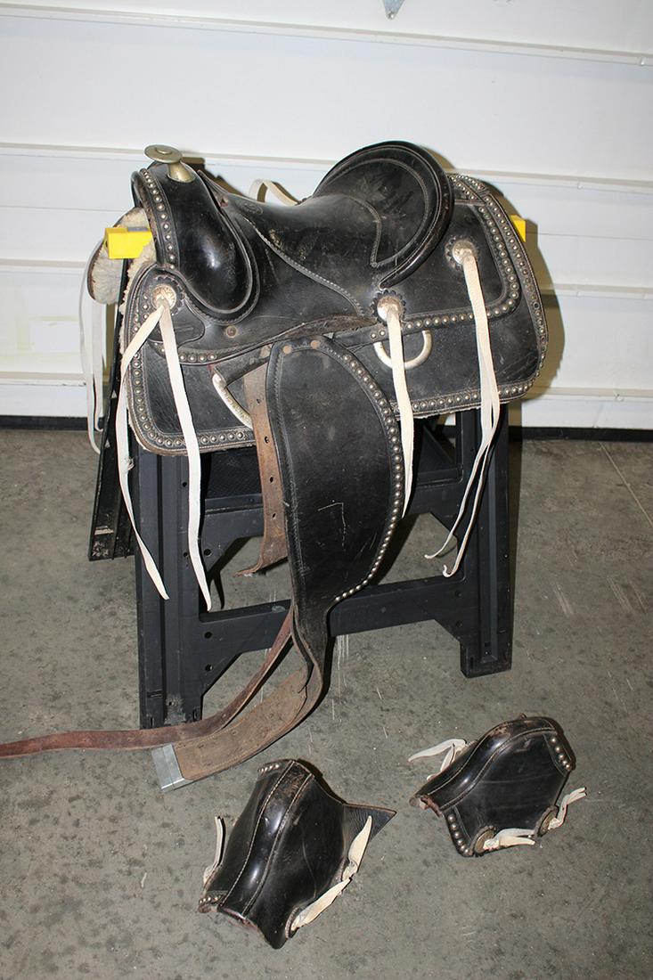 Vintage Montgomery Wards Leather Horse Saddle Auction